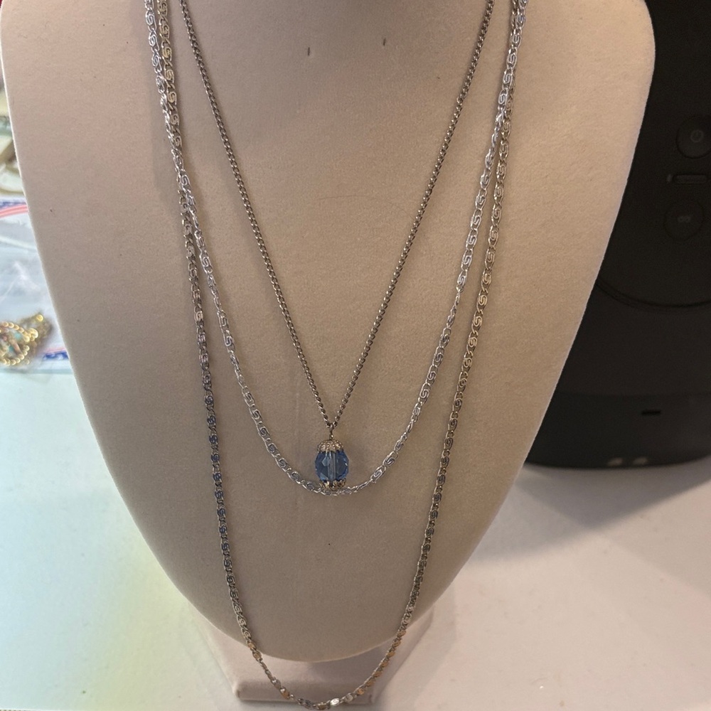 Elegant Silver Layered Necklace with Blue Pendant
